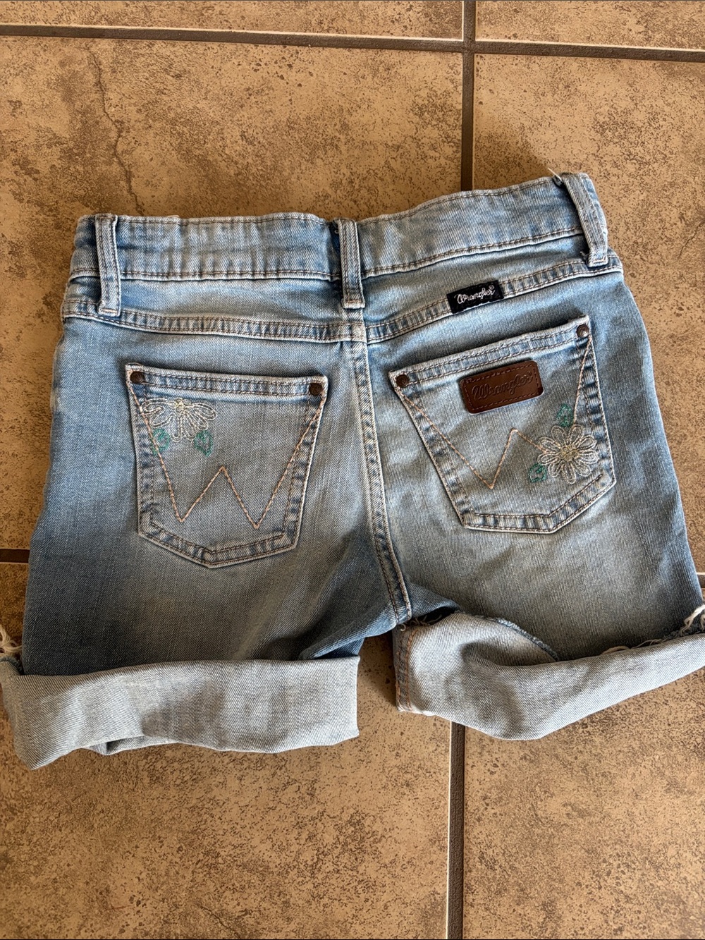 Girls Light Wash Wranlger Shorts with Flower Pockets